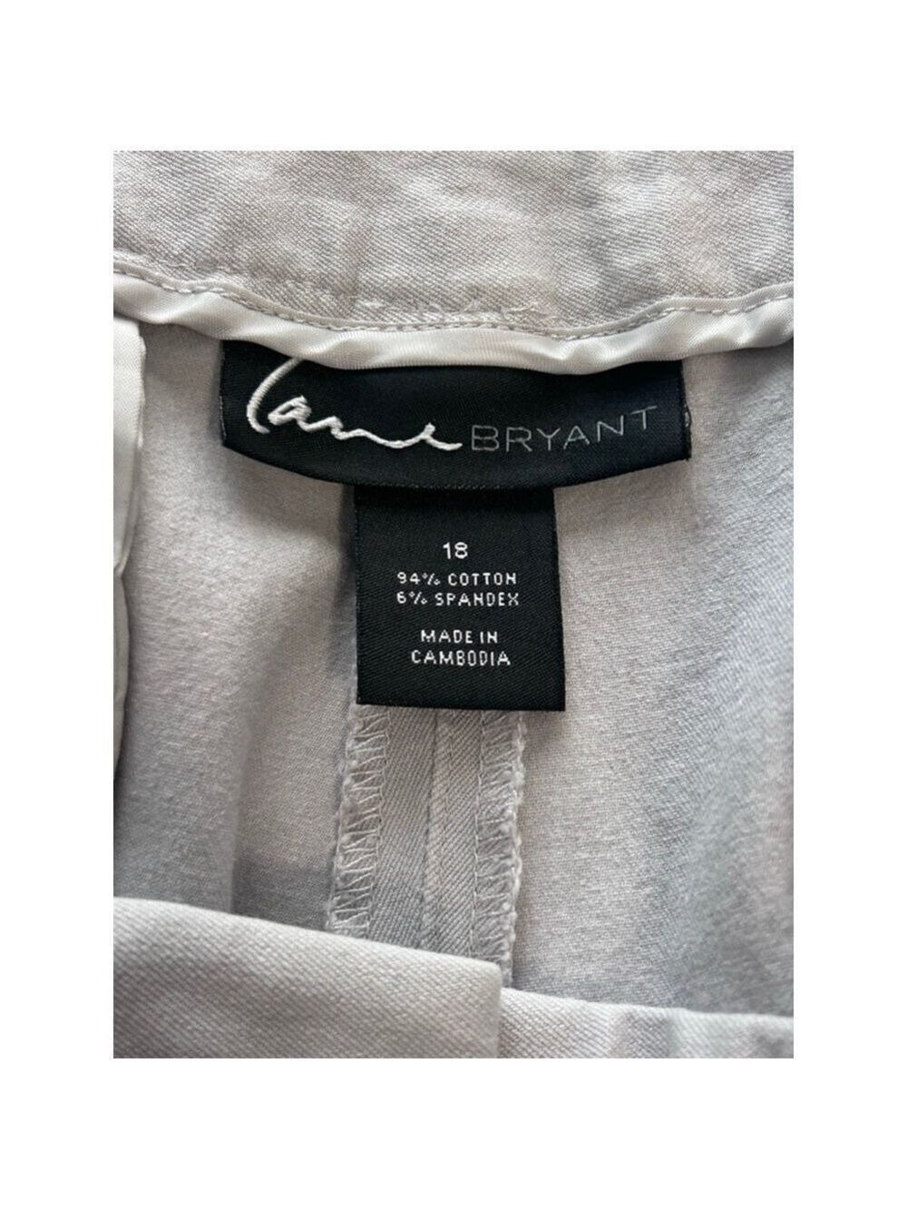 Lane Bryant Light Gray Capri Pants Plus Size 18 Slim Polished Crop - Picture 9 of 13